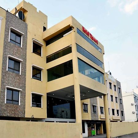 Hotel Three G Ширди Экстерьер фото