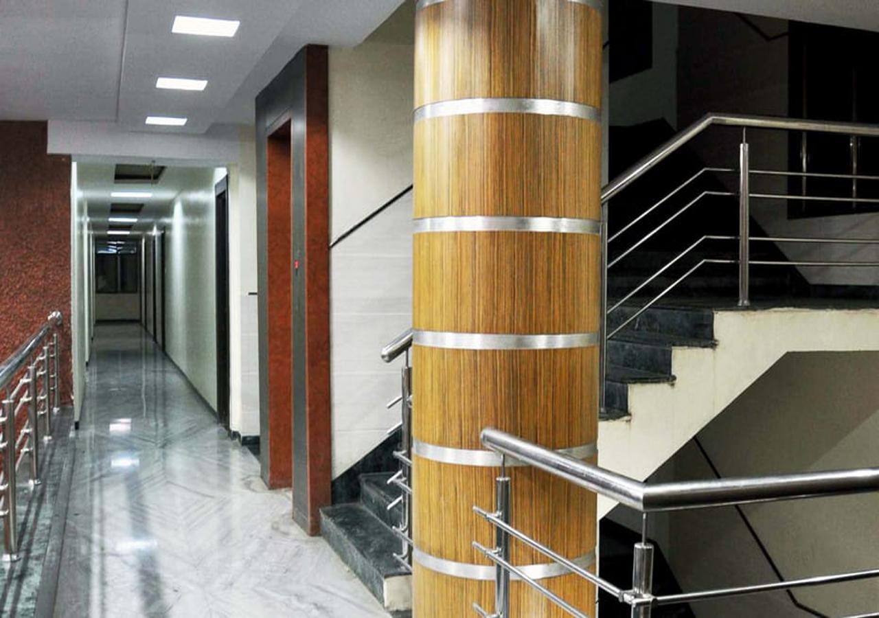 Hotel Three G Ширди Экстерьер фото